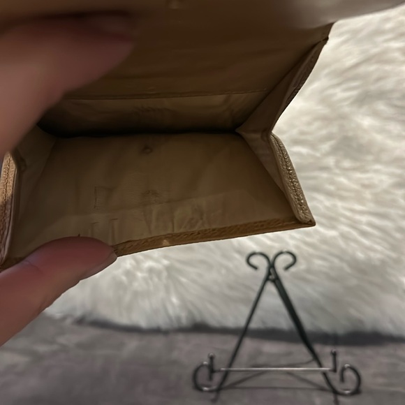 Chanel Authentic Classic Vintage Interlocking CC Logo Small Snap Bifold Wallet - Picture 7 of 10